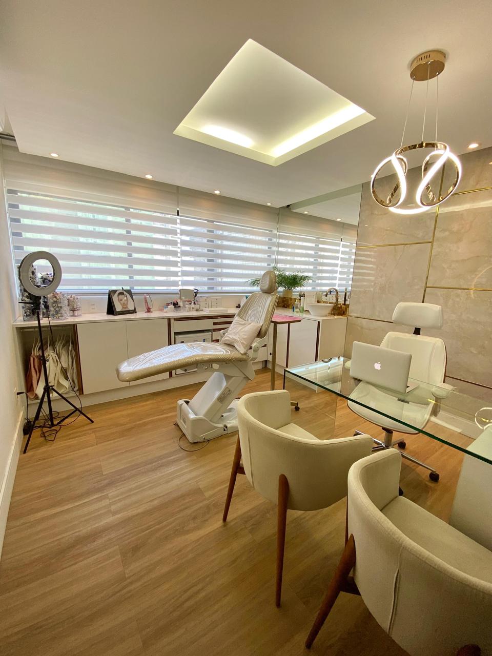 WhatsApp Image 2025-08-18 at 16.20.31 (2)